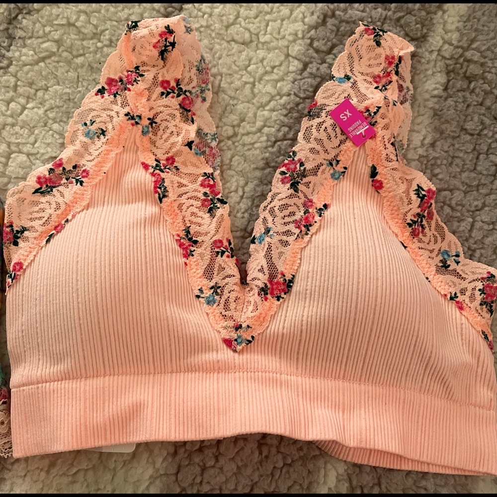 VictoriaSecret PINK XS NWT
